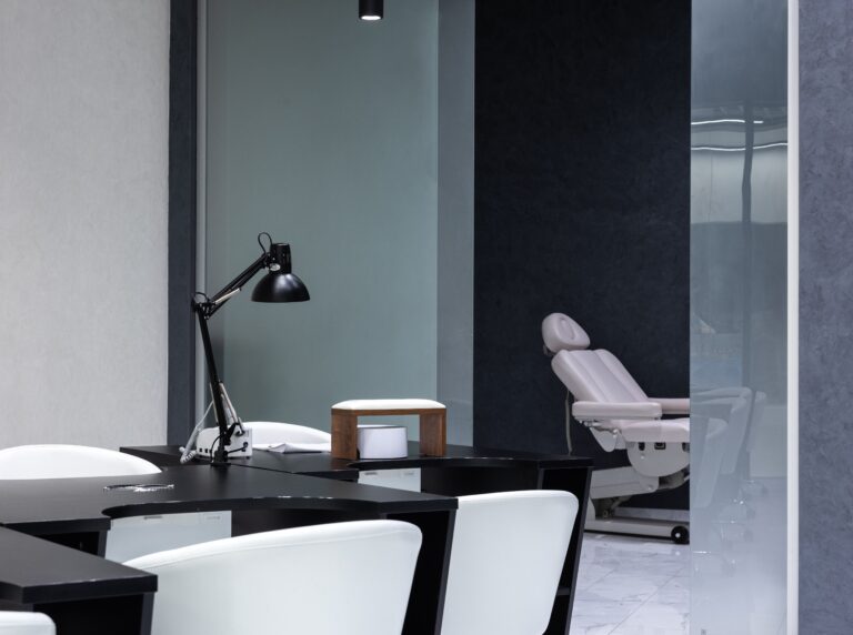 Expert Color — The Style Station